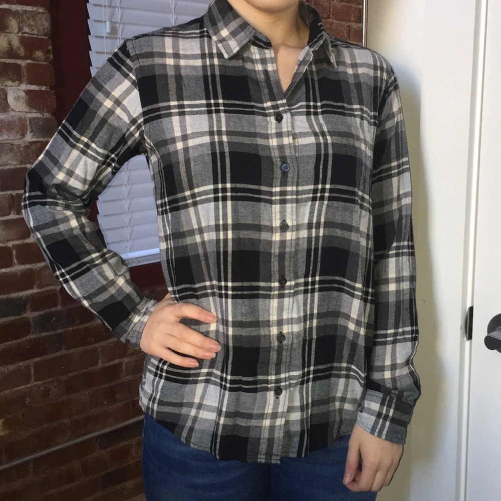 DONATED - Plaid flannel shirt